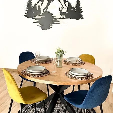 Magnifique Avec Terrasse Spacieuse Loeche-les-bains لوكباد