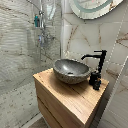 Magnifique Avec Terrasse Spacieuse Loeche-les-bains * لوكباد